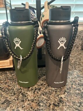 Hydro Flask Olive Green & Slate Gray Water Bottle Duo